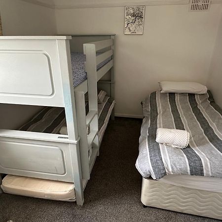Dreghorn House 4 Bedrooms 3 Toilets 3 Reception Free Parking 233 Mbp Wifi EDI Exterior foto