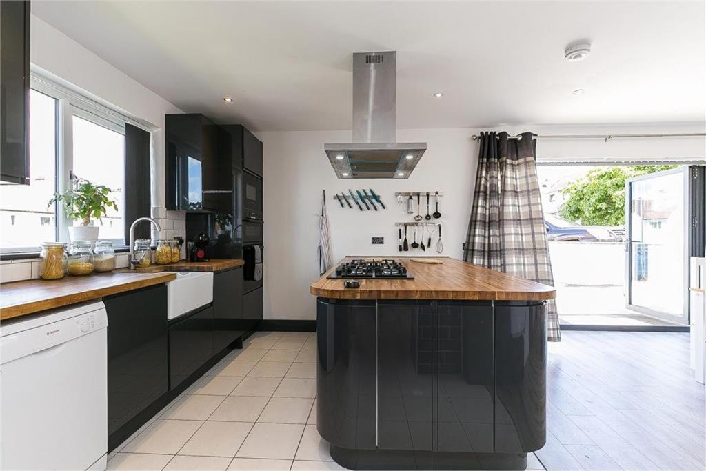 Dreghorn House 4 Bedrooms 3 Toilets 3 Reception Free Parking 233 Mbp Wifi EDI Exterior foto