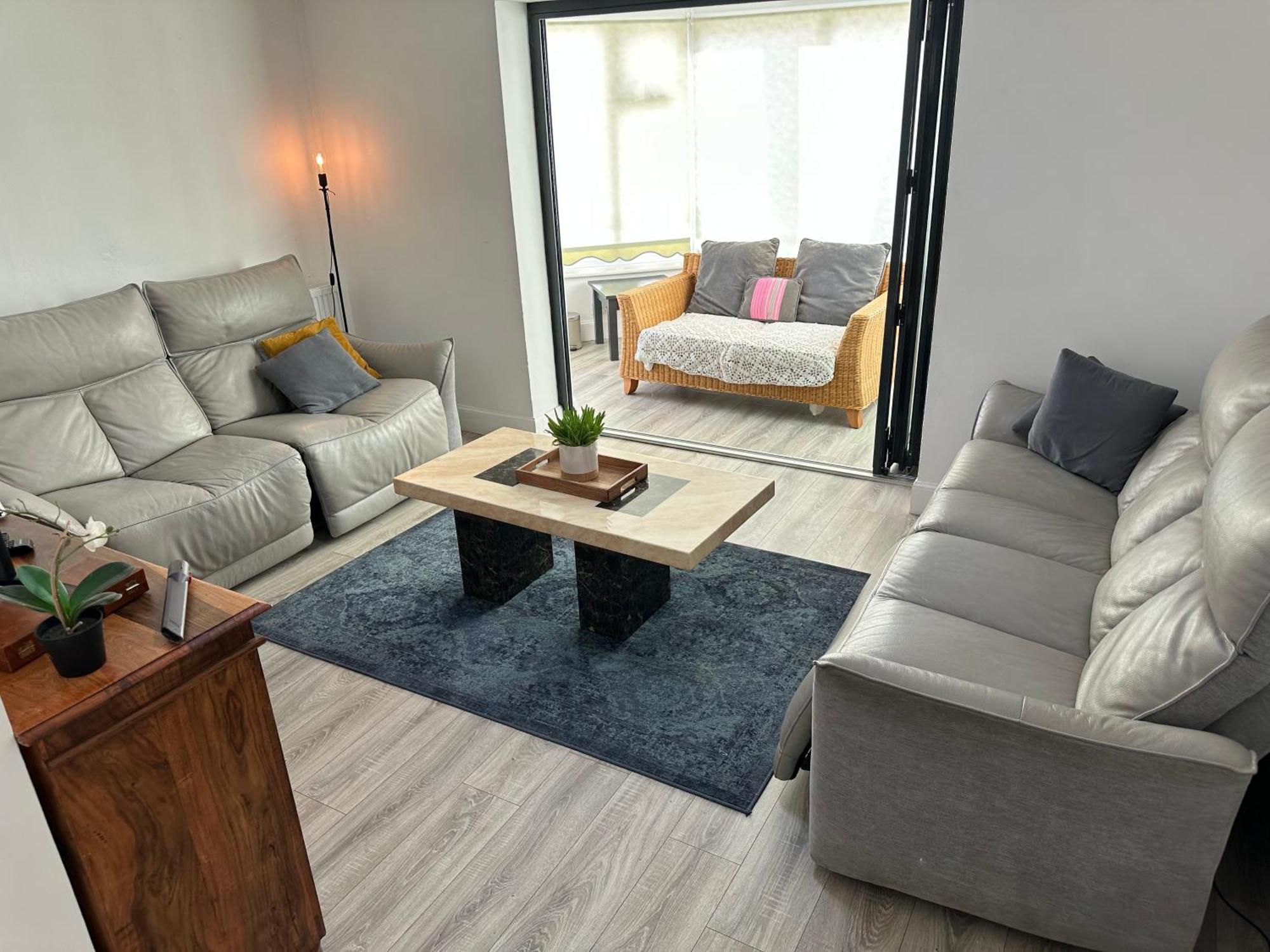 Dreghorn House 4 Bedrooms 3 Toilets 3 Reception Free Parking 233 Mbp Wifi EDI Exterior foto