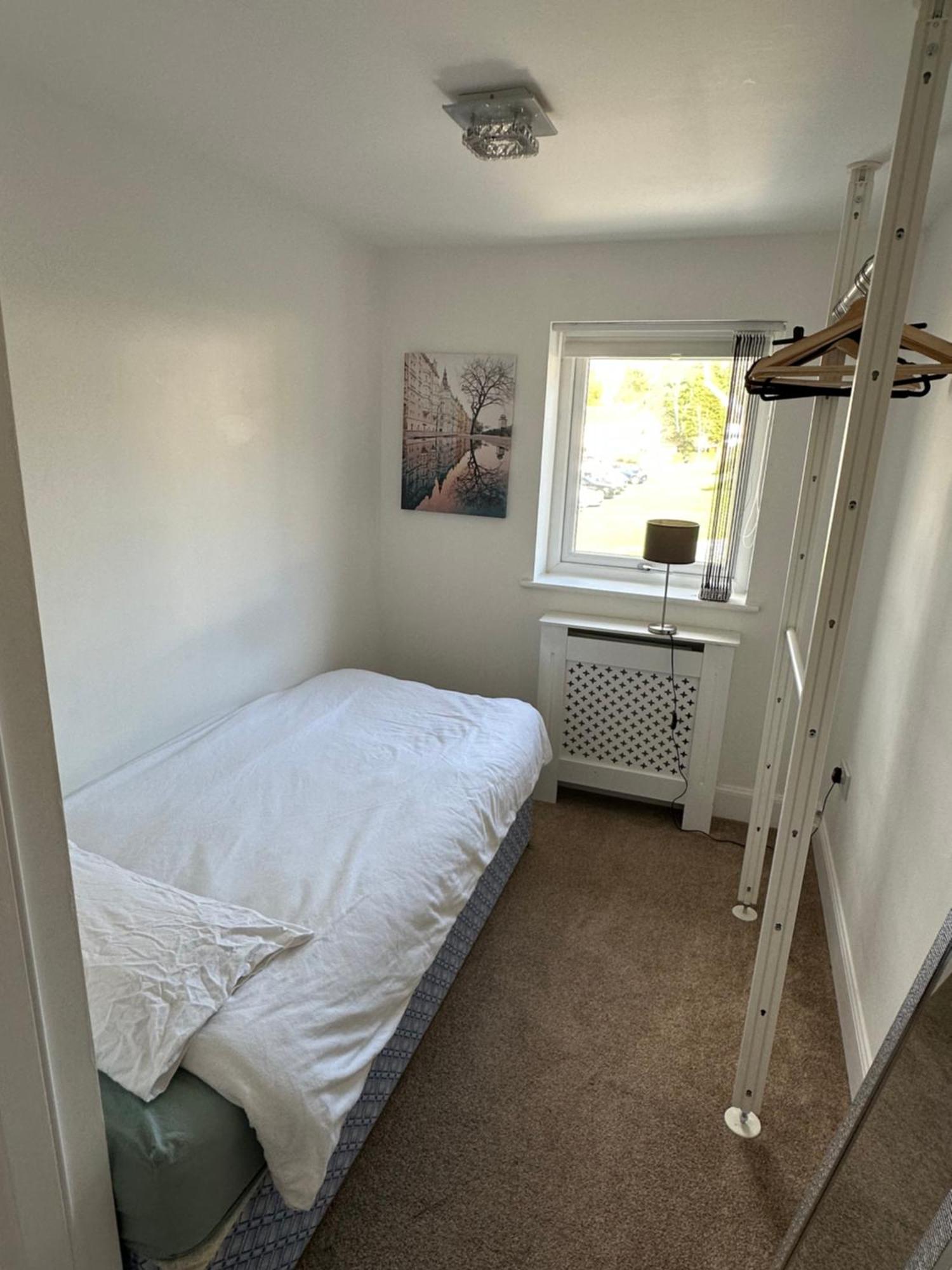 Dreghorn House 4 Bedrooms 3 Toilets 3 Reception Free Parking 233 Mbp Wifi EDI Exterior foto